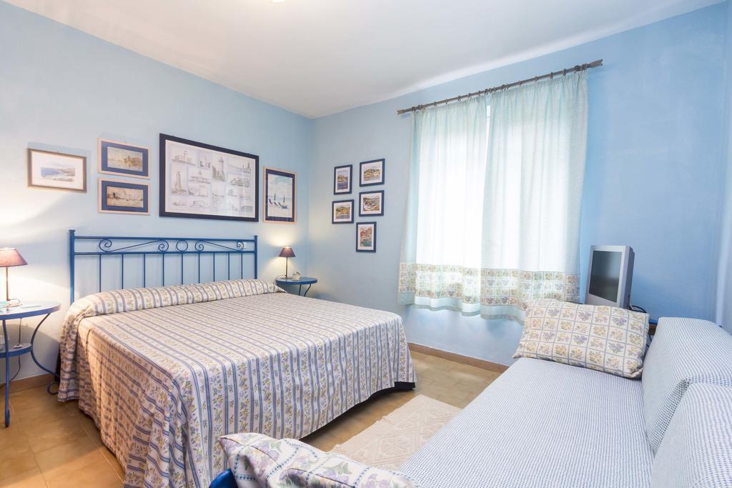 Villa Monserrato - Goelba 阿祖罗港 客房 照片
